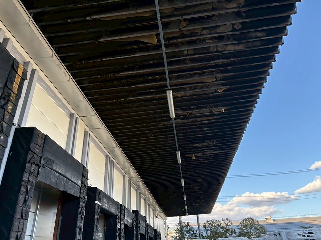 工場を引きで見た写真